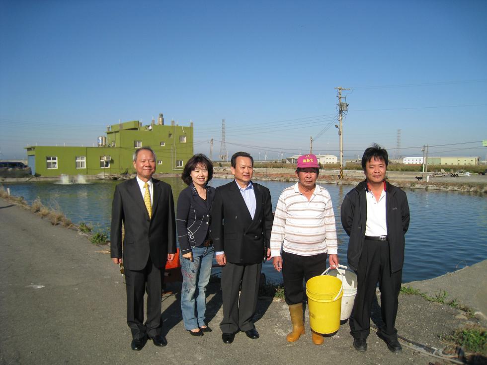日本鰻輸入組合來台參觀鹿港鰻魚養殖場